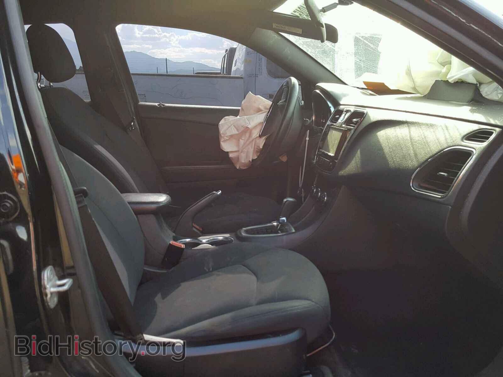 2012 CHRYSLER 200 - VIN: 1C3CCBAB9CN318324 - Фото 5