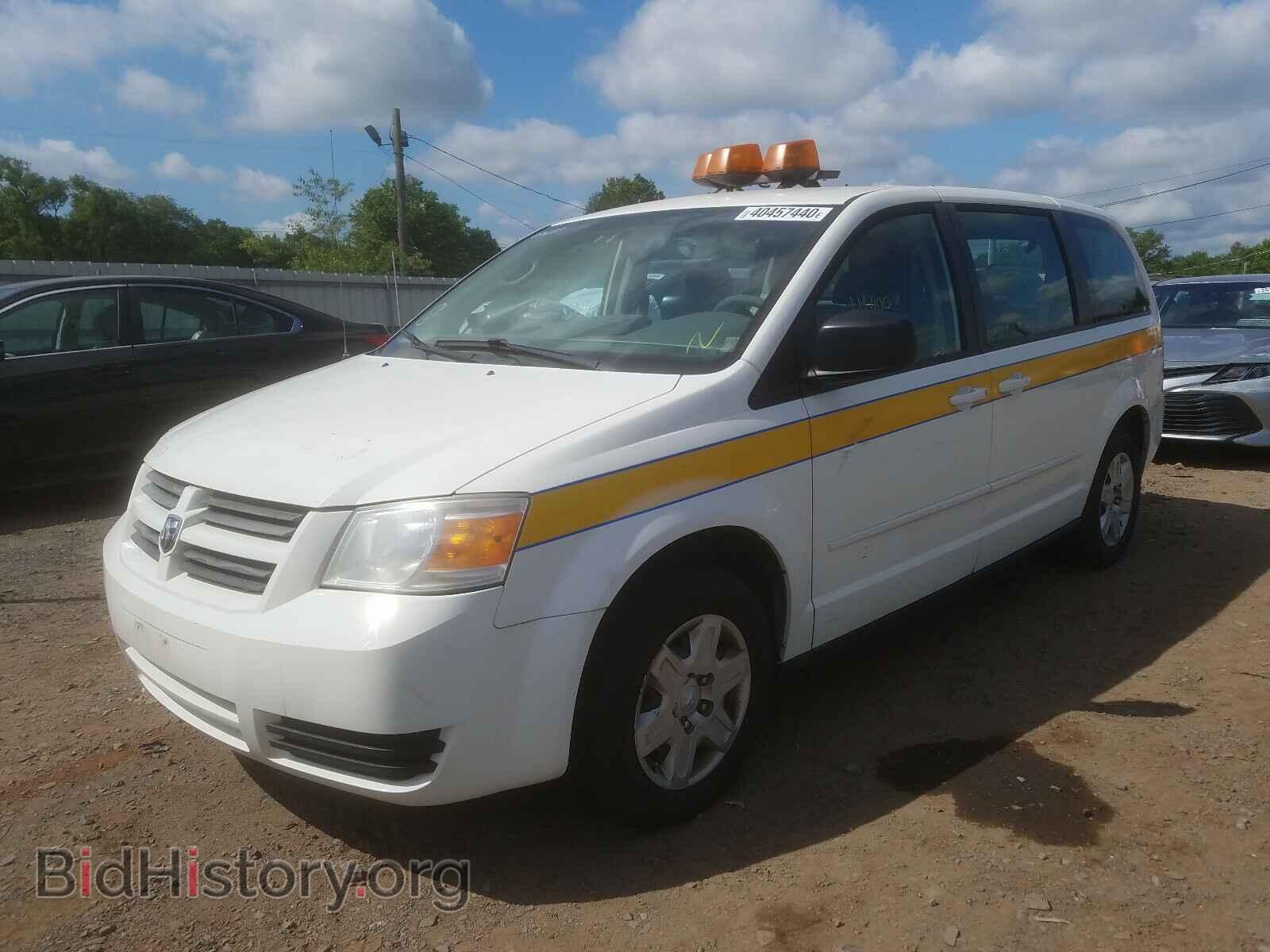 2010 DODGE CARAVAN - VIN: 2D4RN4DE5AR231945 - Фото 2