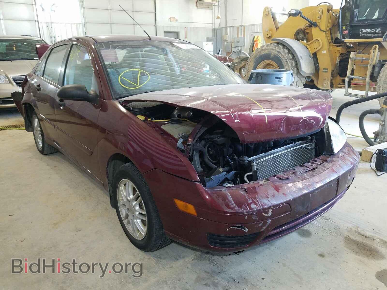 Photo 1FAFP34N77W272524 - FORD FOCUS 2007