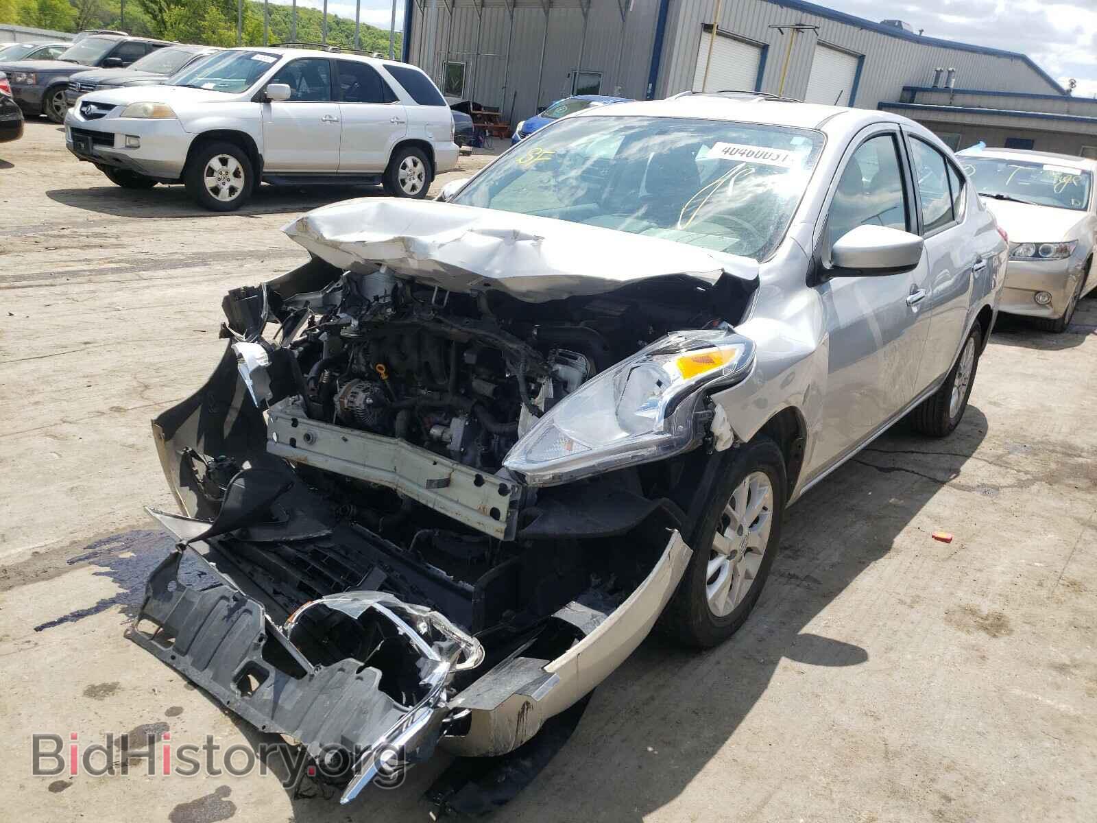 2018 NISSAN VERSA - VIN: 3N1CN7AP0JL852178 - Фото 2