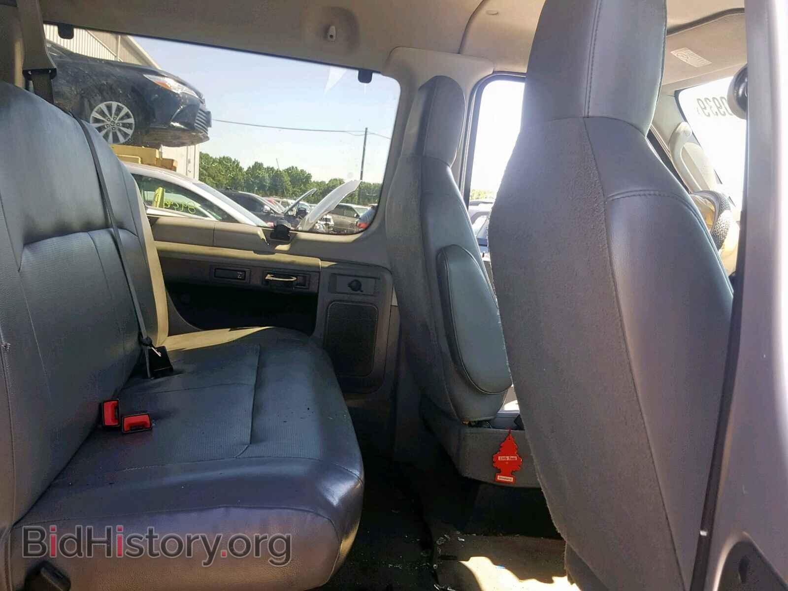 2010 FORD ECONOLINE - VIN: 1FBSS3BL5ADA18679 - Фото 6