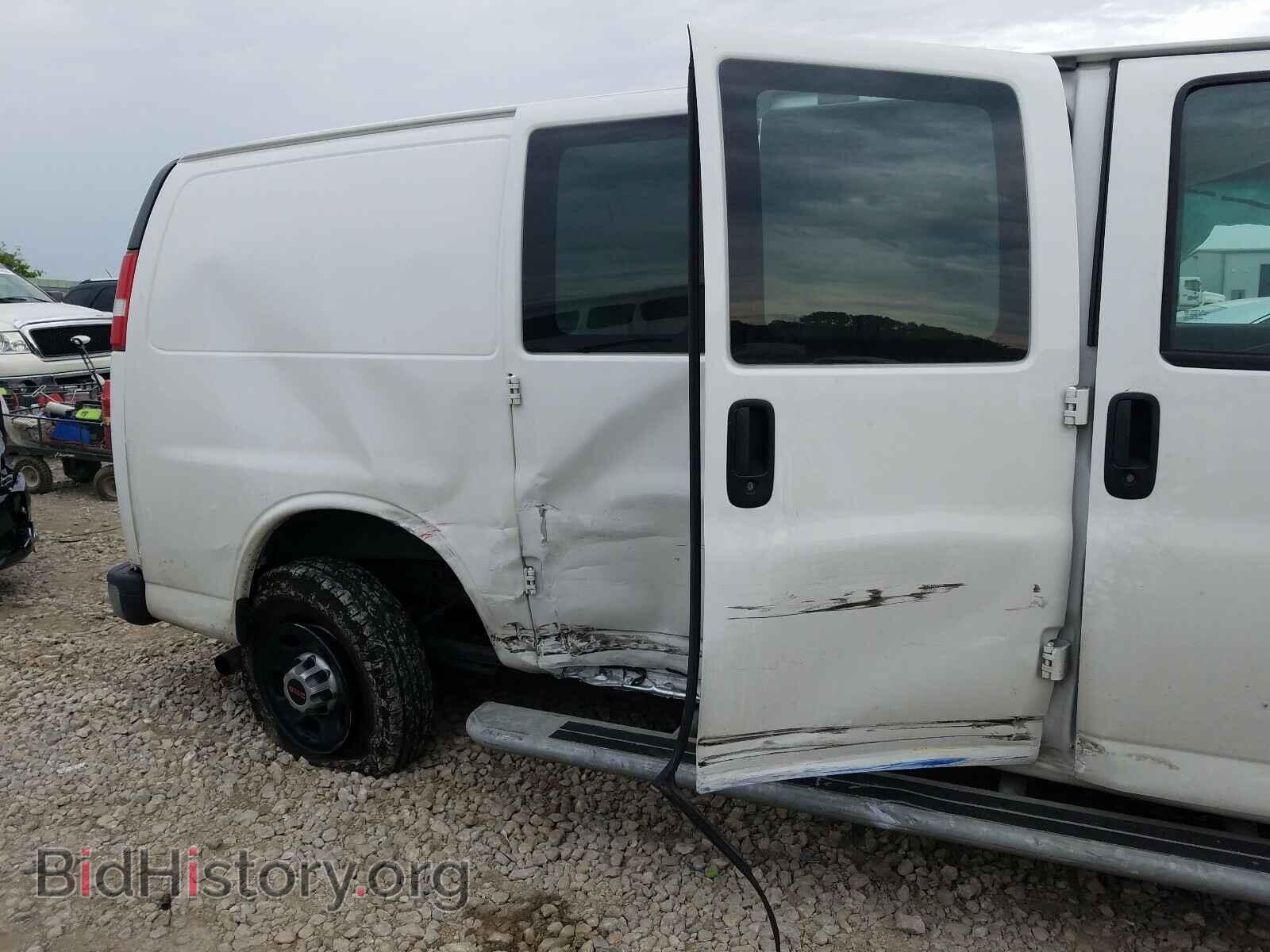 2017 GMC SAVANA - VIN: 1GTW7AFF5H1908019 - Фото 9