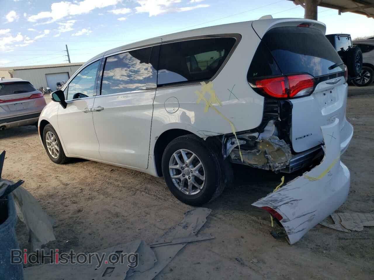 2017 CHRYSLER PACIFICA - VIN: 2C4RC1DG3HR723158 - Photo 2