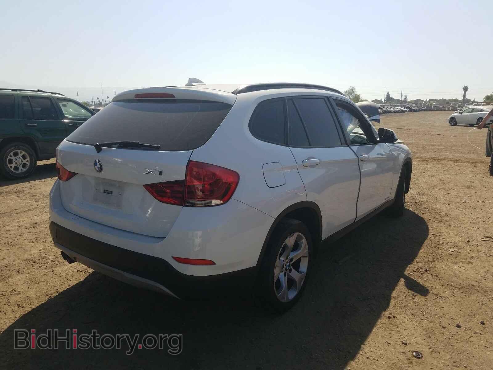 2013 BMW X1 - VIN: WBAVM1C59DVW43511 - Фото 4