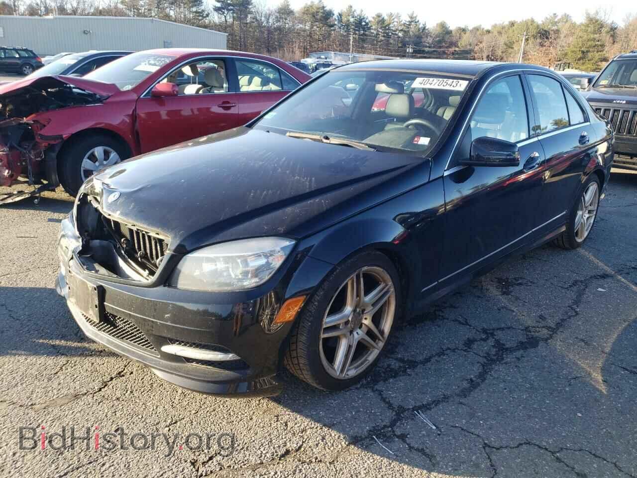Photo WDDGF8BB3BR176121 - MERCEDES-BENZ C-CLASS 2011