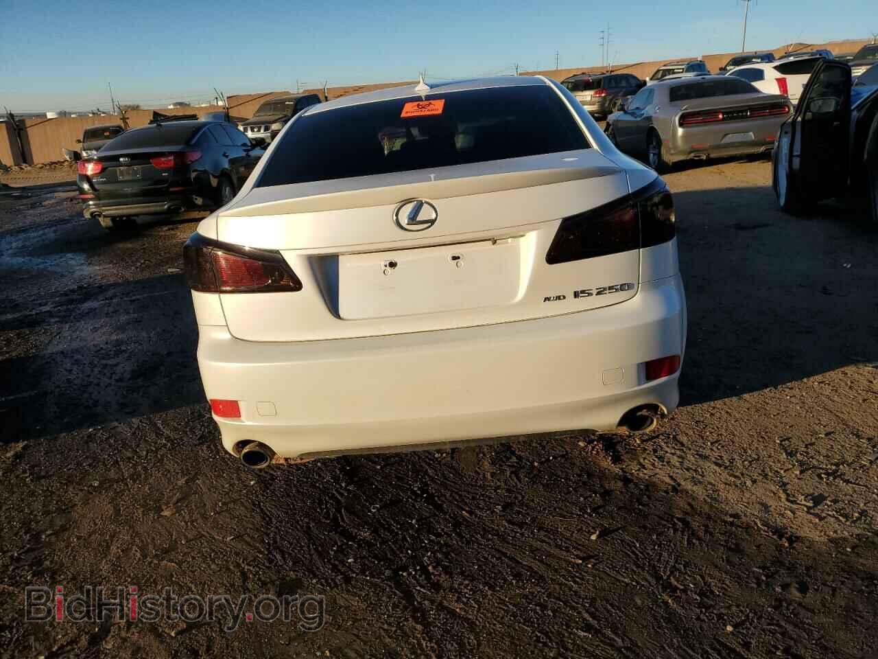 2011 LEXUS IS - VIN: JTHCF5C25B5052606 - Photo 6