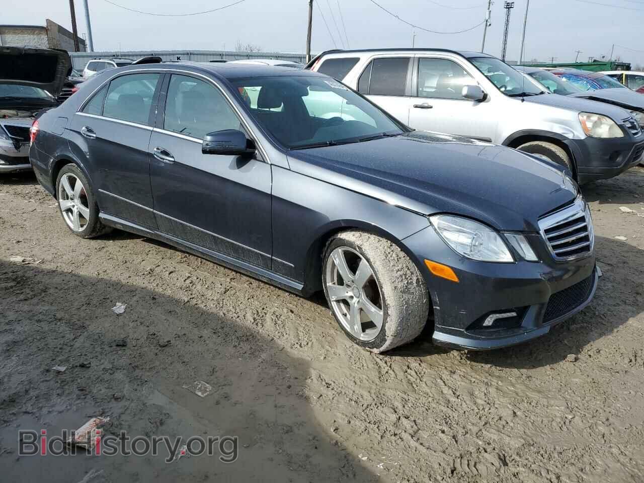 2011 MERCEDES-BENZ E-CLASS - VIN: WDDHF8HB7BA421724 - Фото 4