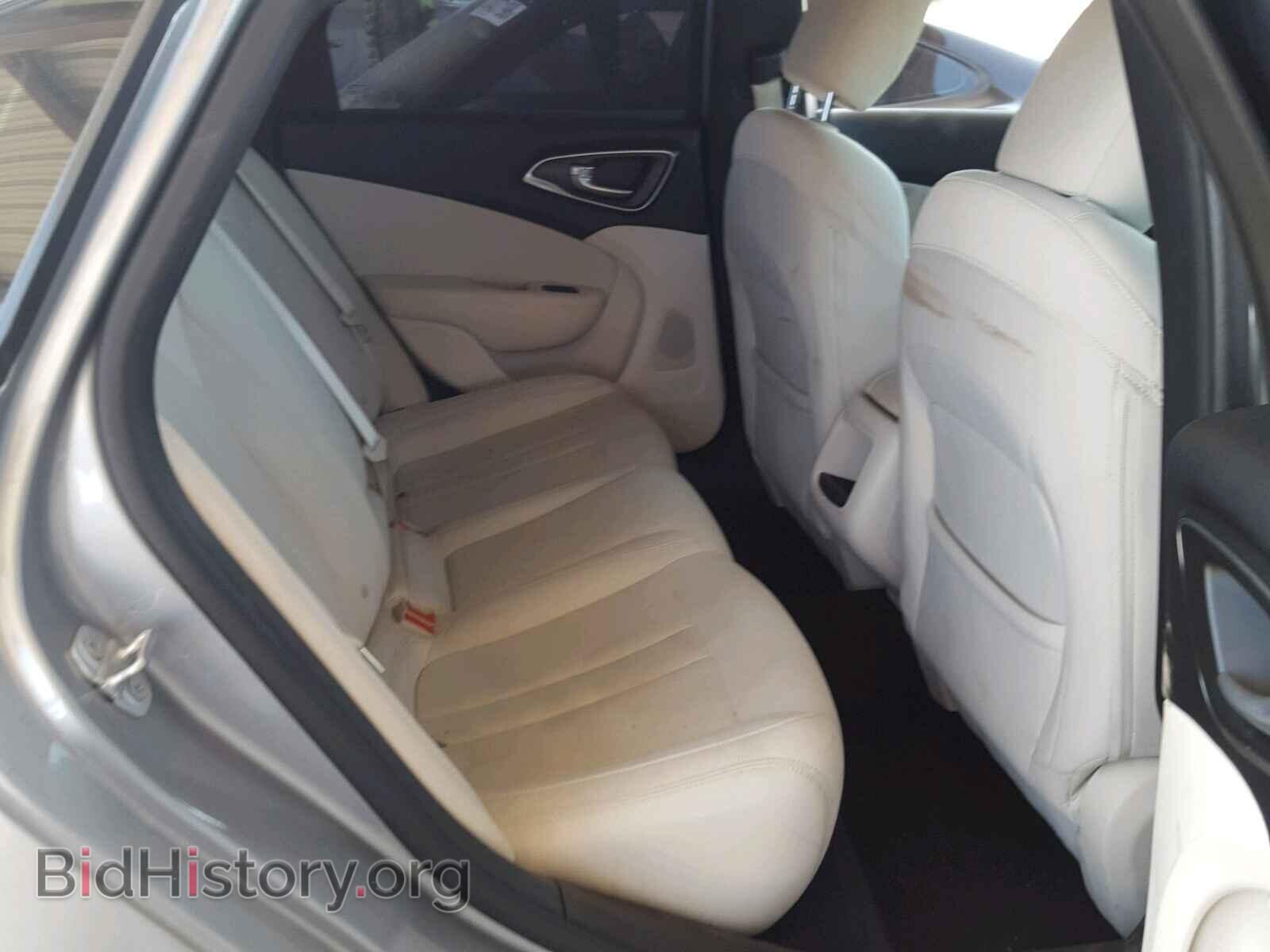 2016 CHRYSLER 200 - VIN: 1C3CCCAB6GN167549 - Фото 6