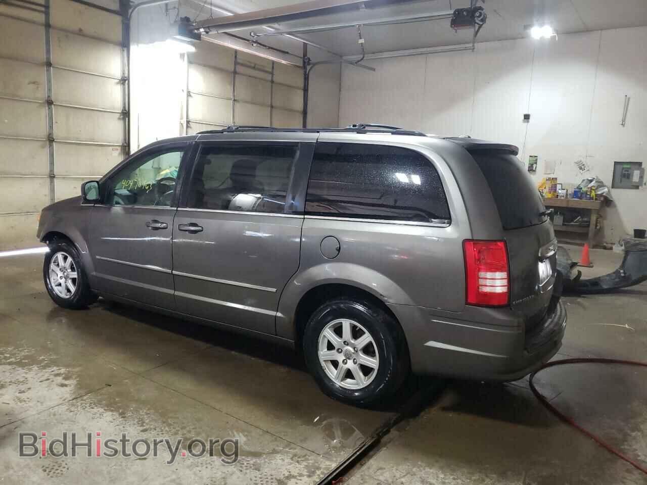 2010 CHRYSLER MINIVAN - VIN: 2A4RR8D12AR393998 - Photo 2