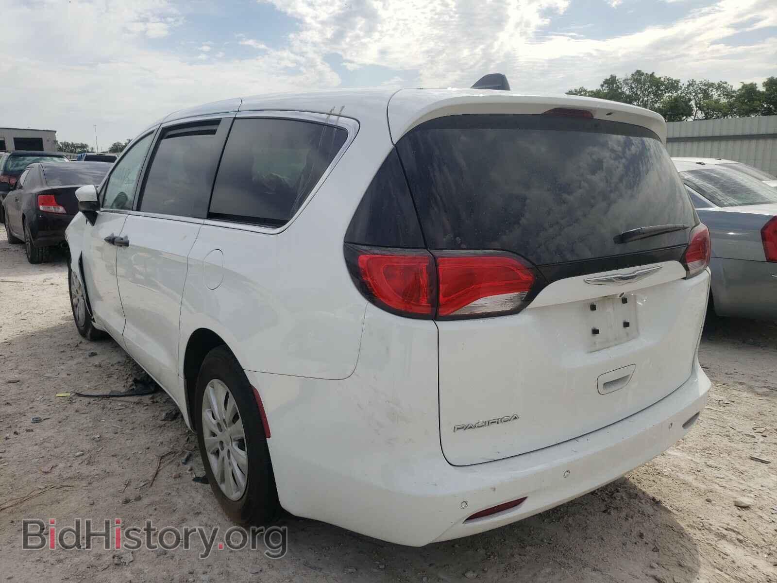 2019 CHRYSLER PACIFICA - VIN: 2C4RC1AG9KR703959 - Фото 3