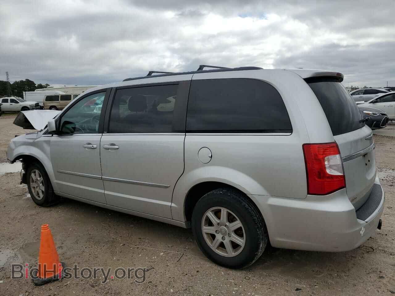 2011 CHRYSLER MINIVAN - VIN: 2A4RR5DG0BR772924 - Photo 2