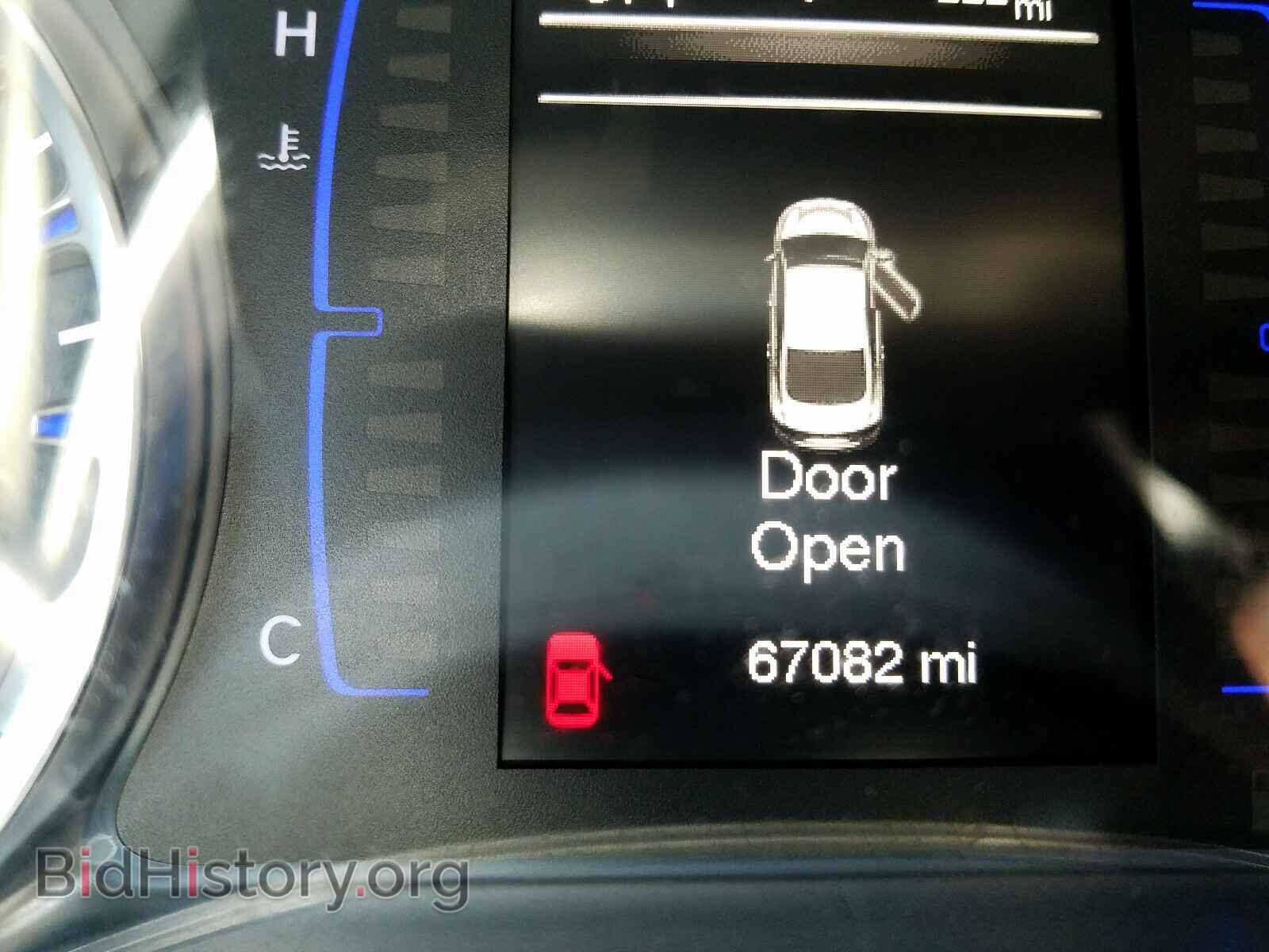 2017 CHRYSLER 200 - VIN: 1C3CCCAB3HN500288 - Фото 8