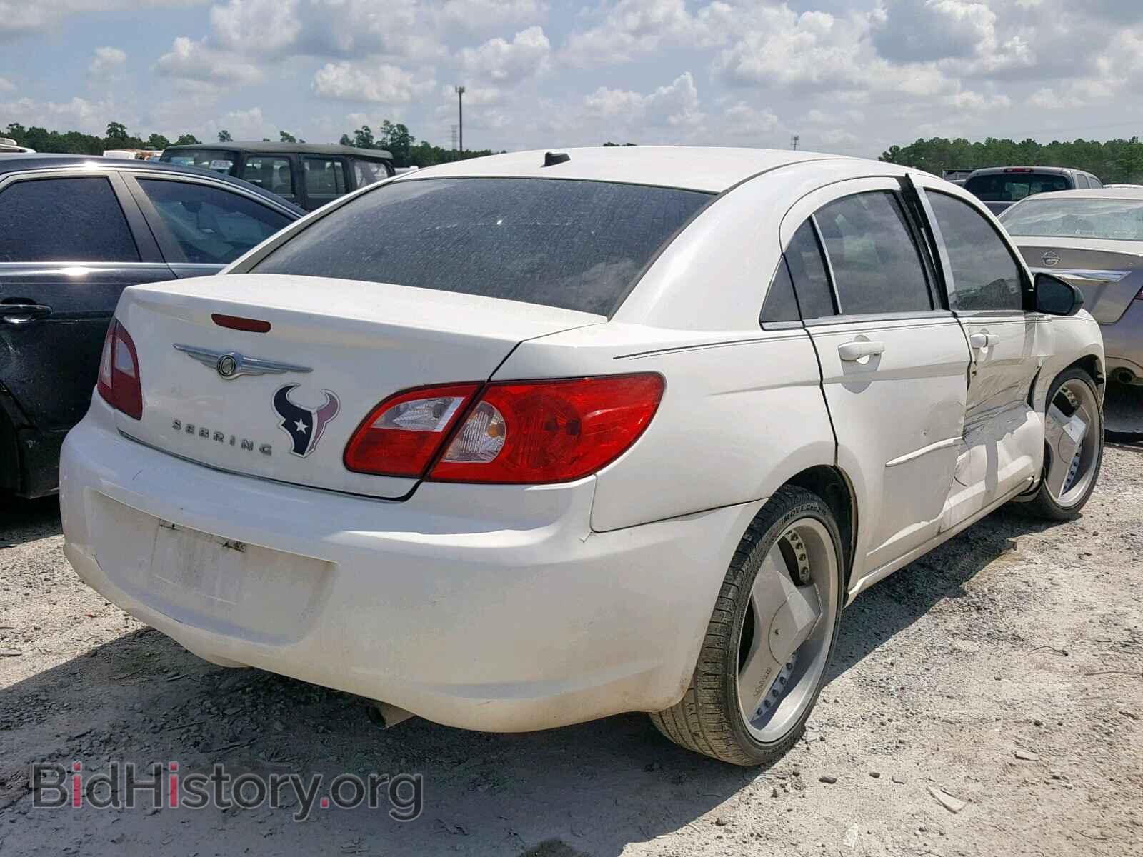 2009 CHRYSLER SEBRING - VIN: 1C3LC46B29N533721 - Фото 4