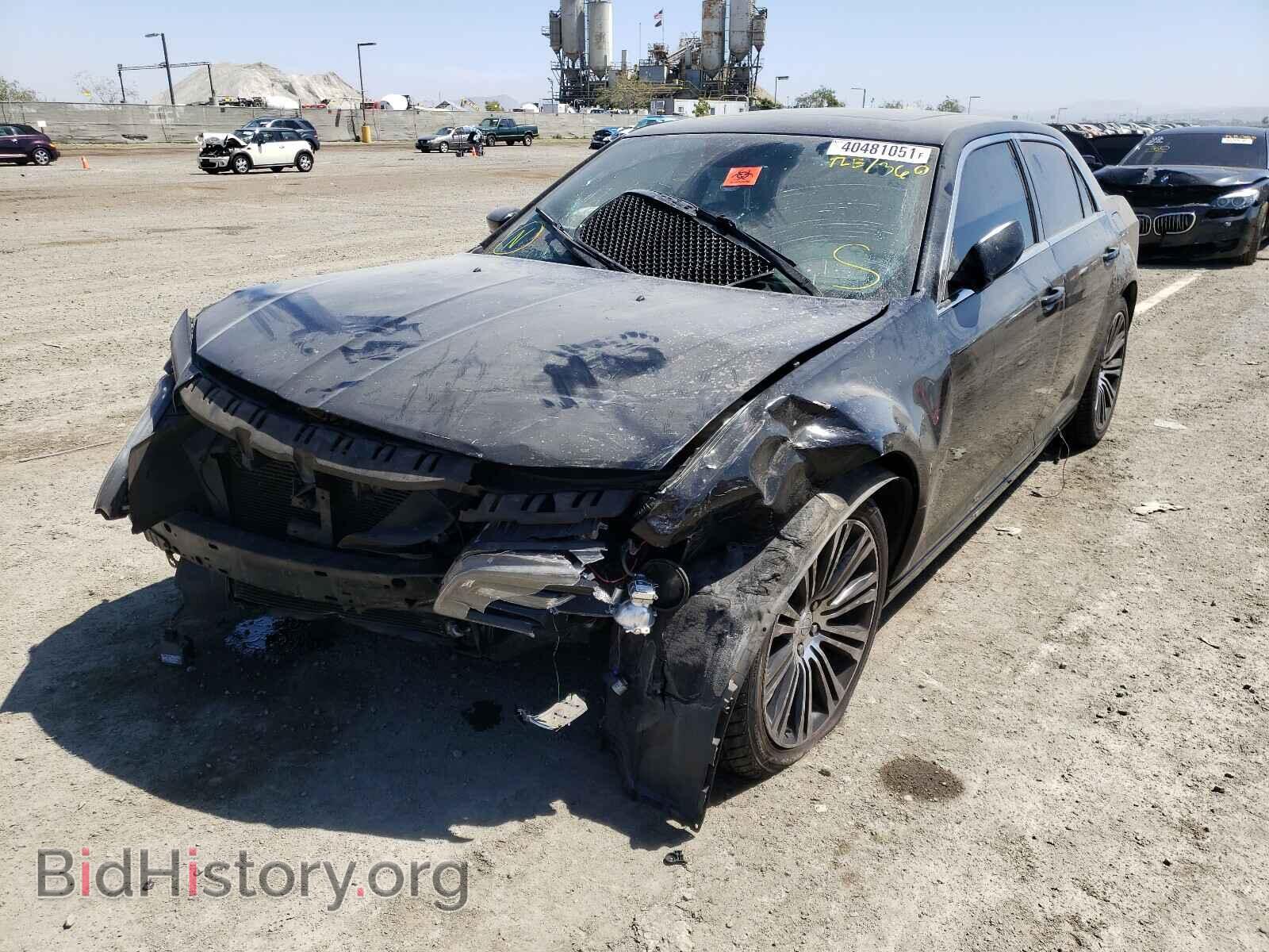 2014 CHRYSLER 300 - VIN: 2C3CCABG0EH149200 - Фото 2