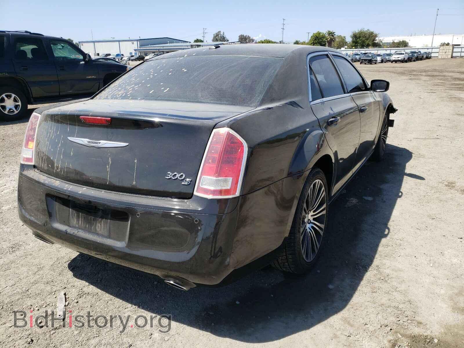 2014 CHRYSLER 300 - VIN: 2C3CCABG0EH149200 - Фото 4