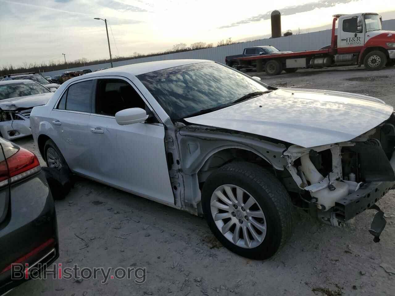 2013 CHRYSLER 300 - VIN: 2C3CCAAG3DH600281 - Фото 4