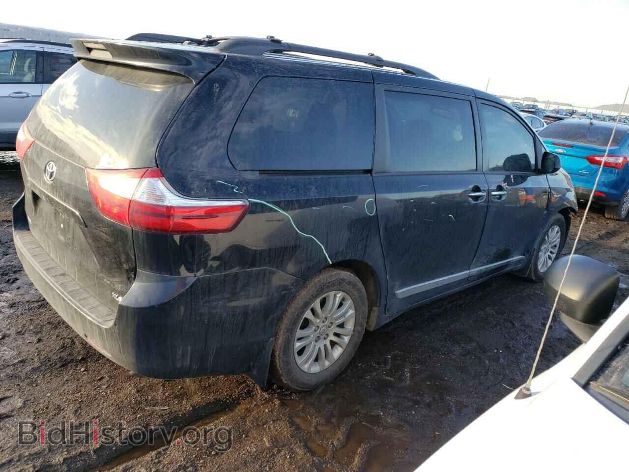 2017 TOYOTA All Models - VIN: 5TDYZ3DCXHS811439 - Фото 3