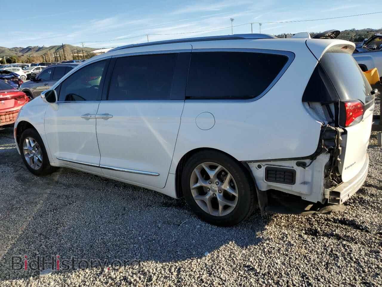 2017 CHRYSLER PACIFICA - VIN: 2C4RC1GG7HR648198 - Фото 2