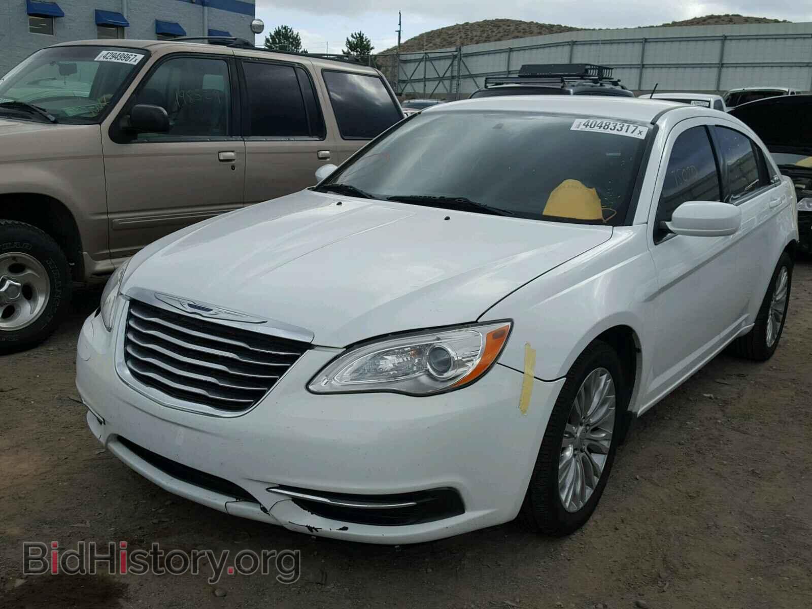 2012 CHRYSLER 200 - VIN: 1C3CCBAB8CN248749 - Фото 2