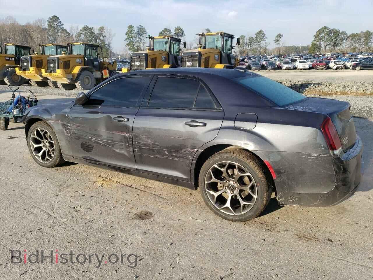 2016 CHRYSLER 300 - VIN: 2C3CCABG3GH190505 - Фото 2