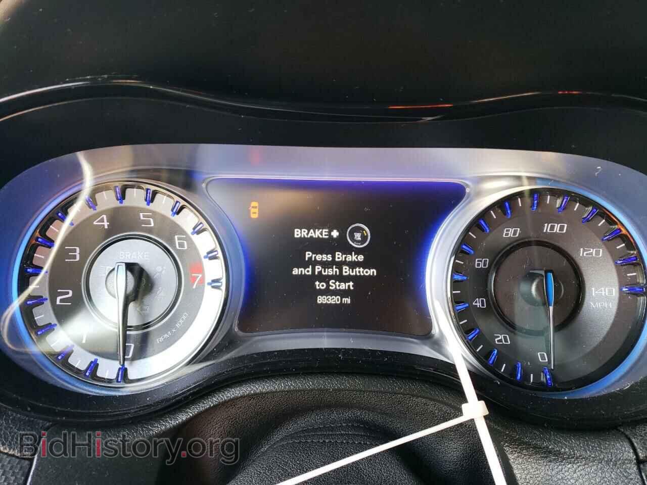 2016 CHRYSLER 300 - VIN: 2C3CCABG3GH190505 - Фото 9