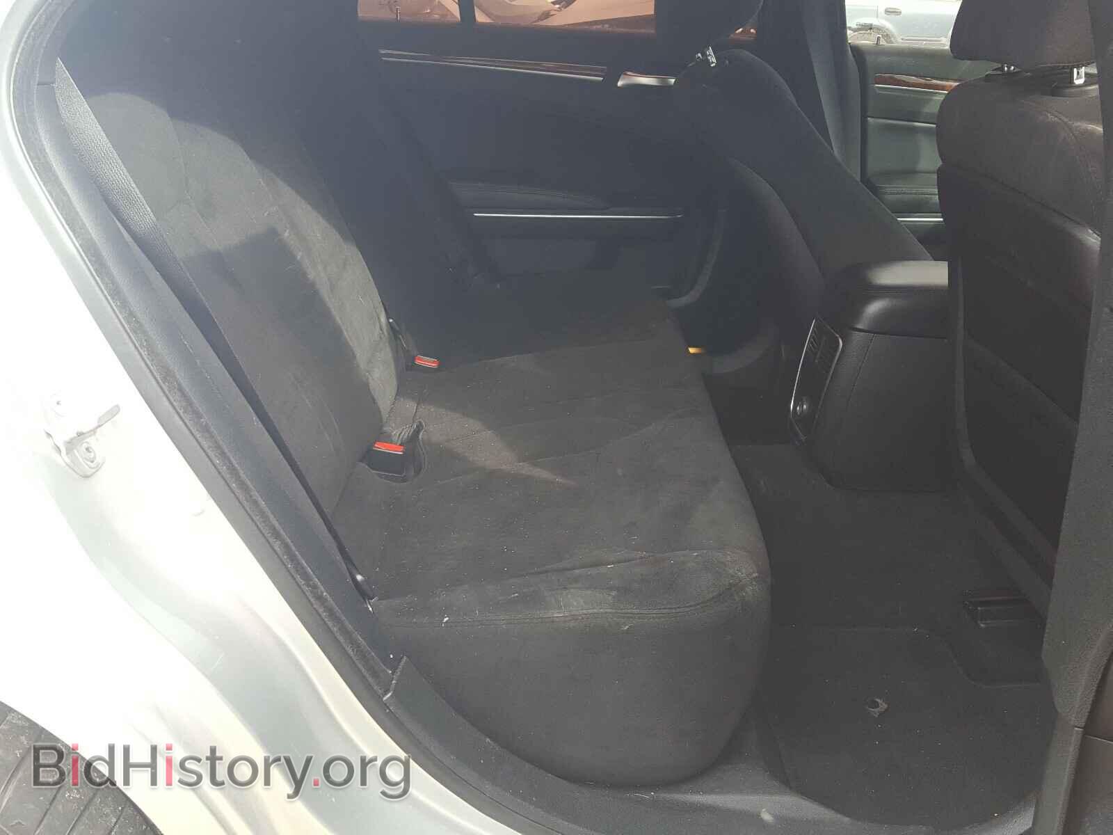 2012 CHRYSLER 300 - VIN: 2C3CCAAGXCH142639 - Фото 6