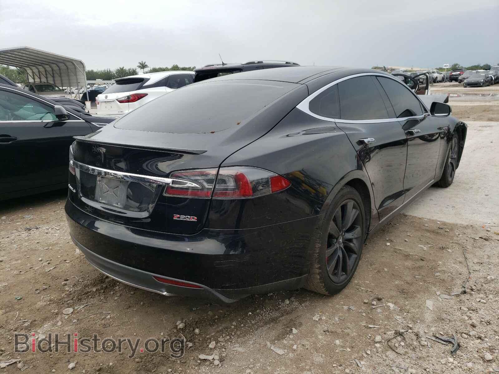 2015 TESLA MODEL S - VIN: 5YJSA1E44FF109563 - Photo 4
