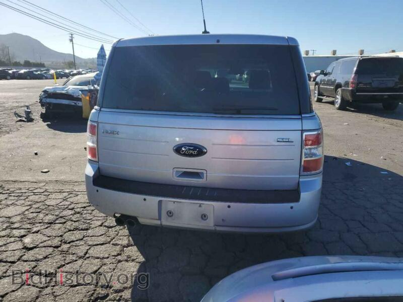 2011 Ford FLEX (VIN 2FMGK5CC8BBD00829) — photo 6 of 13
