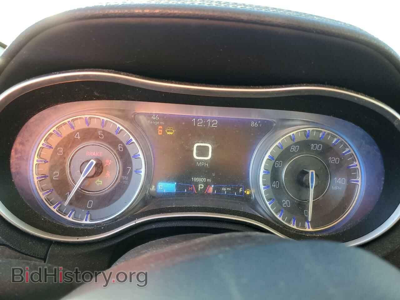 2016 CHRYSLER 300 - VIN: 2C3CCAEG6GH294644 - Фото 9