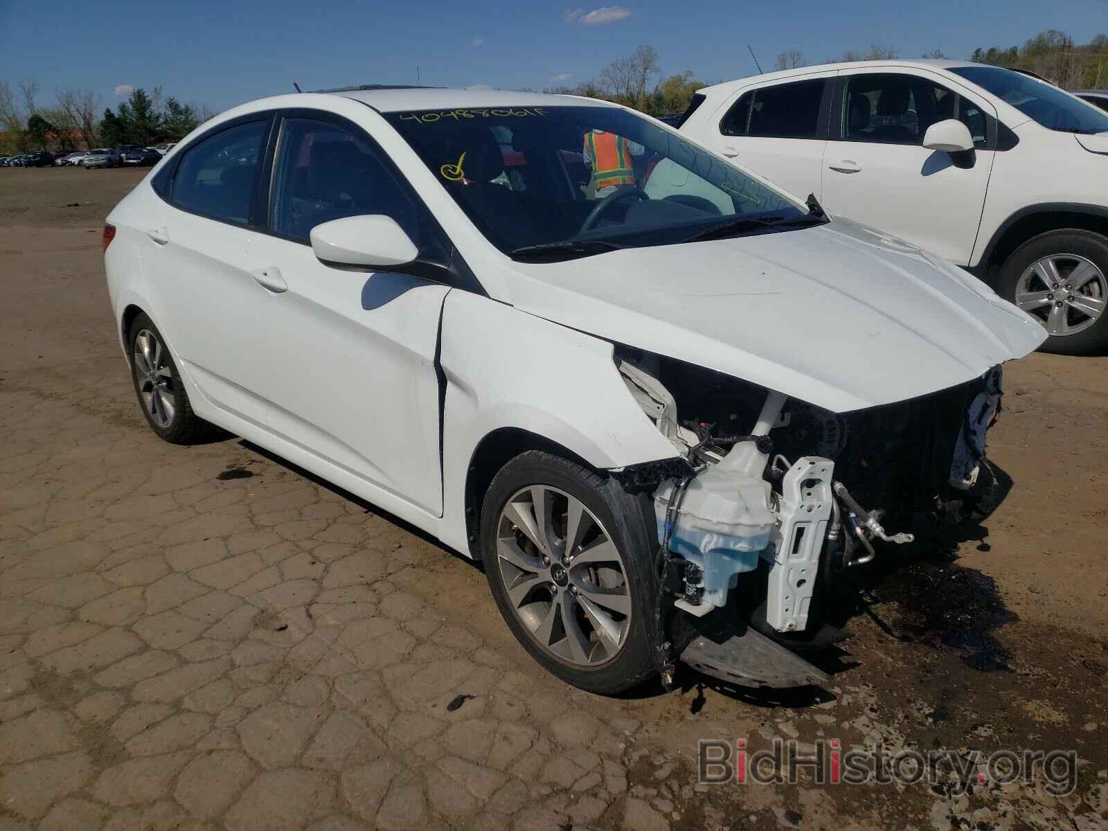 Photo KMHCU4AE2FU937674 - HYUNDAI ACCENT 2015