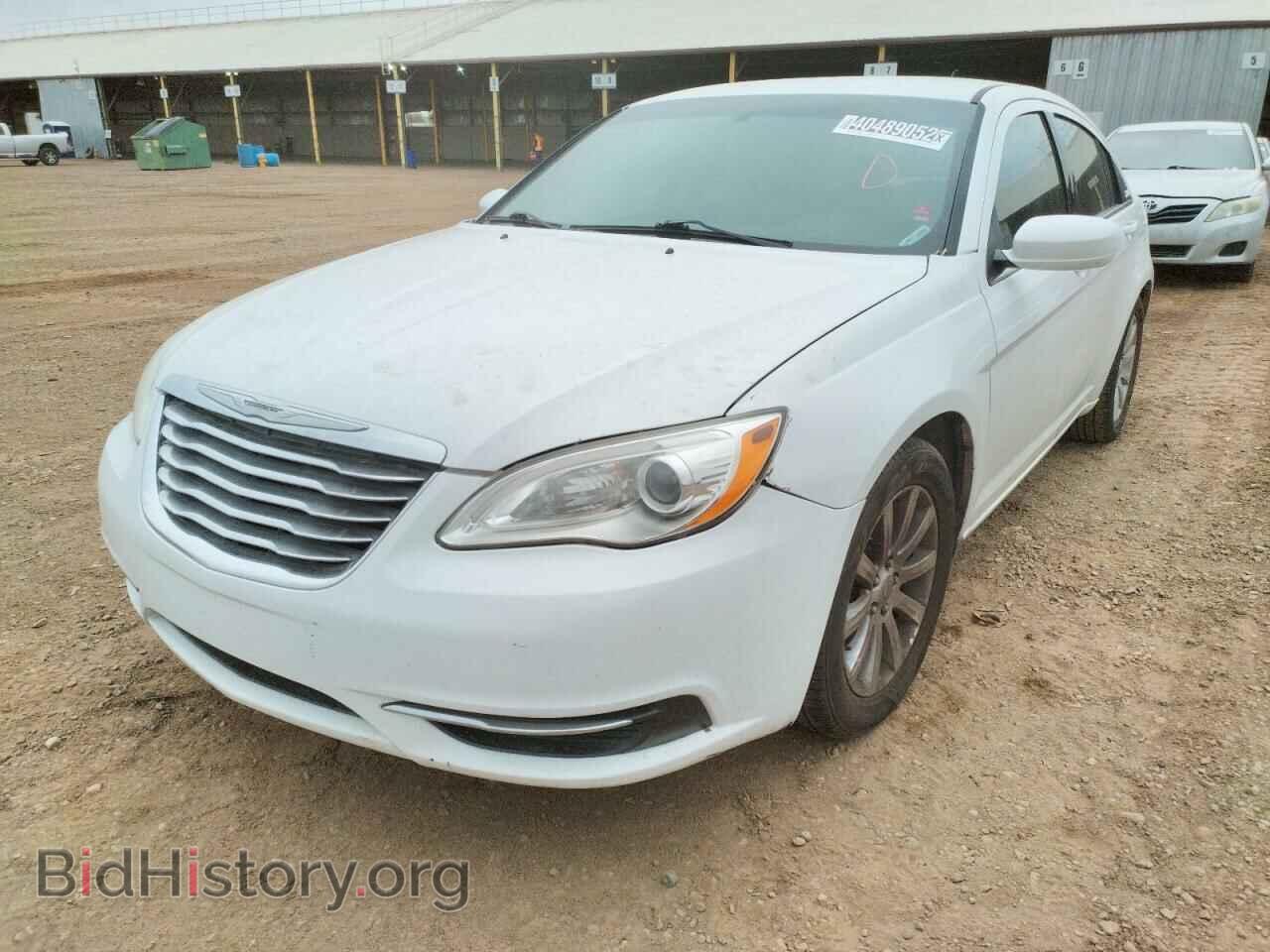 2014 CHRYSLER 200 - VIN: 1C3CCBBB3EN158958 - Фото 2