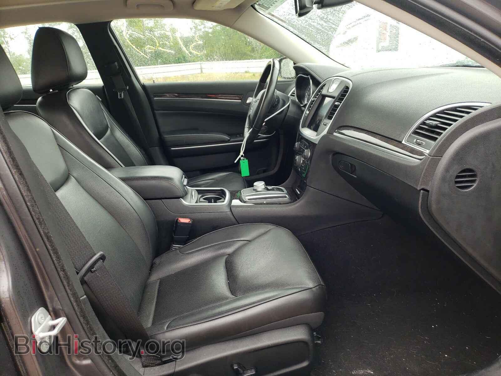 2019 CHRYSLER 300 - VIN: 2C3CCAEG4KH555603 - Photo 5