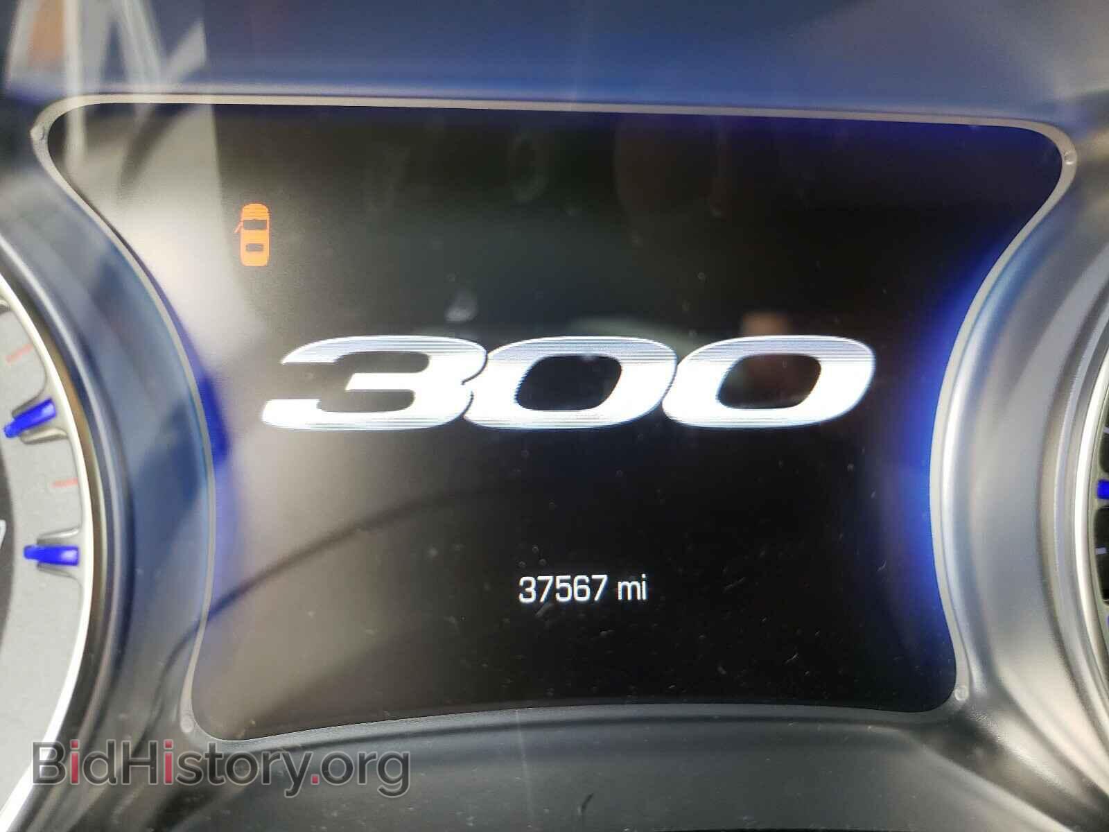 2019 CHRYSLER 300 - VIN: 2C3CCAEG4KH555603 - Photo 8