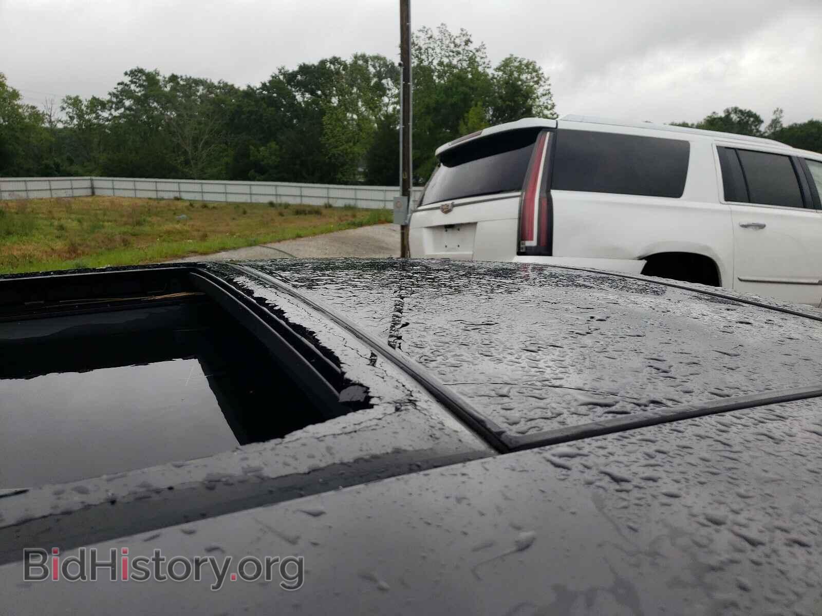 2019 CHRYSLER 300 - VIN: 2C3CCAEG4KH555603 - Photo 9