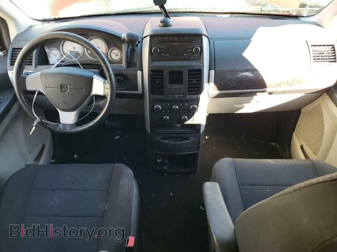 2010 DODGE CARAVAN - VIN: 2D4RN5D14AR112254 - Фото 8