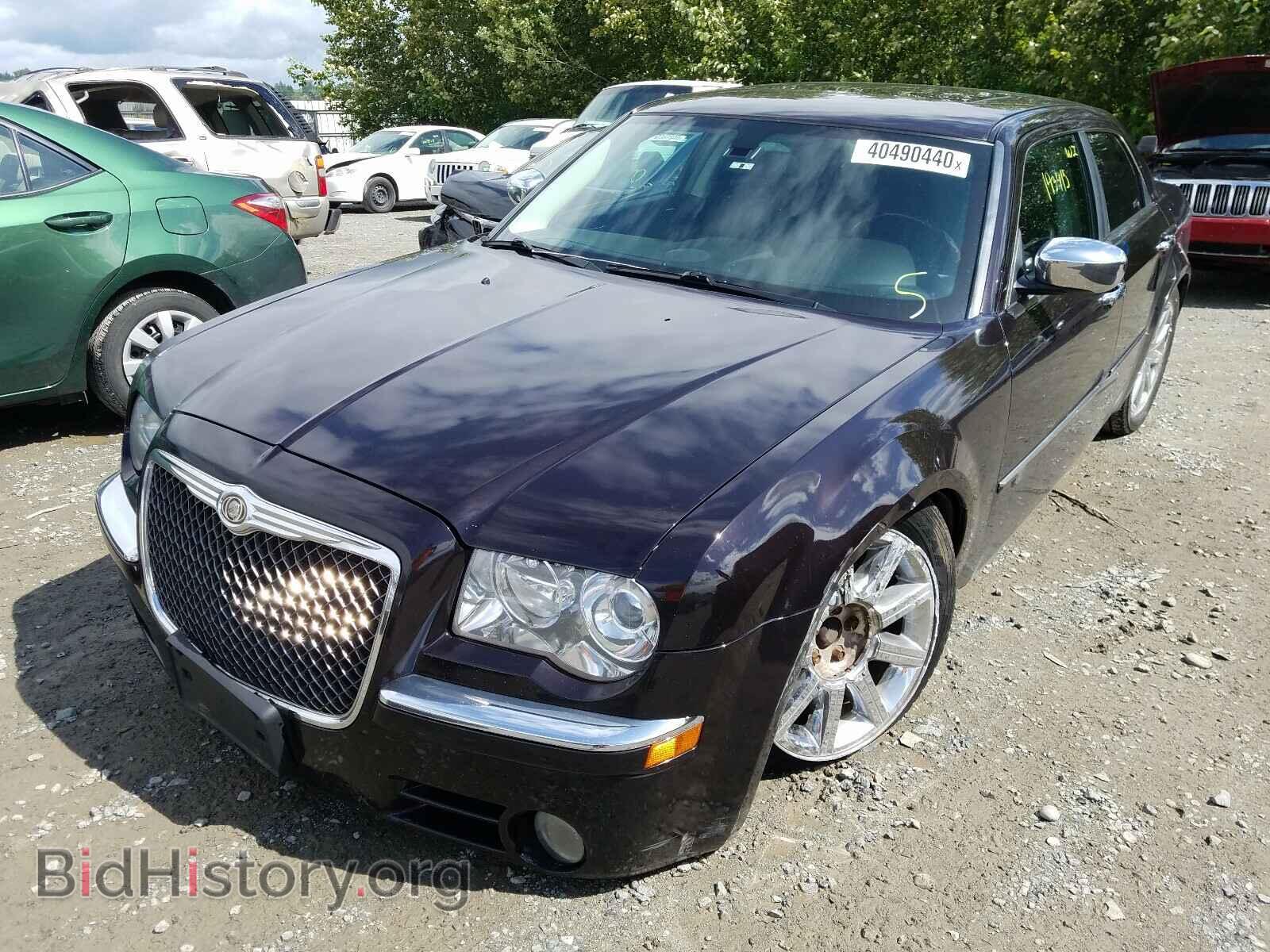 2010 CHRYSLER 300 - VIN: 2C3CA6CT4AH146664 - Фото 2