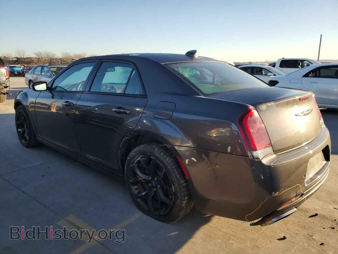 2021 CHRYSLER 300 - VIN: 2C3CCABG2MH525698 - Photo 2