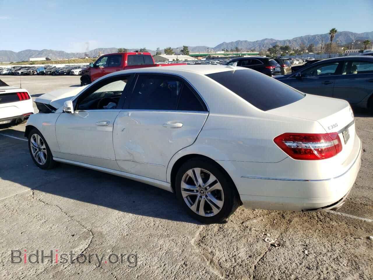 2011 MERCEDES-BENZ E-CLASS - VIN: WDDHF5GB0BA495857 - Фото 2