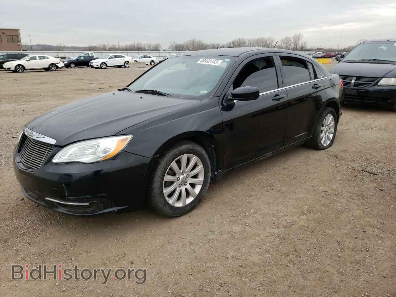 Photo 1C3BC1FB9BN589543 - CHRYSLER 200 2011