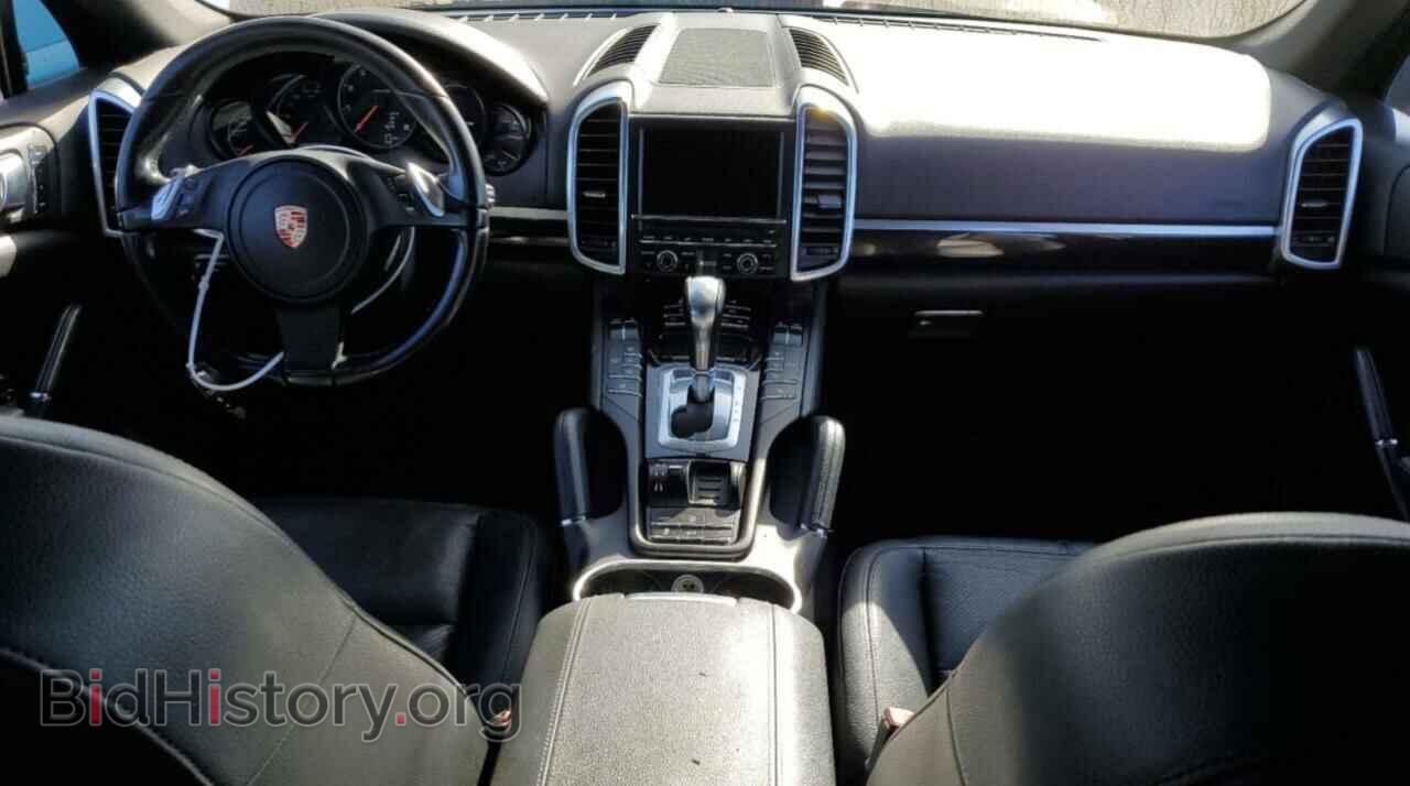 2011 PORSCHE CAYENNE - VIN: WP1AA2A22BLA06475 - Photo 8