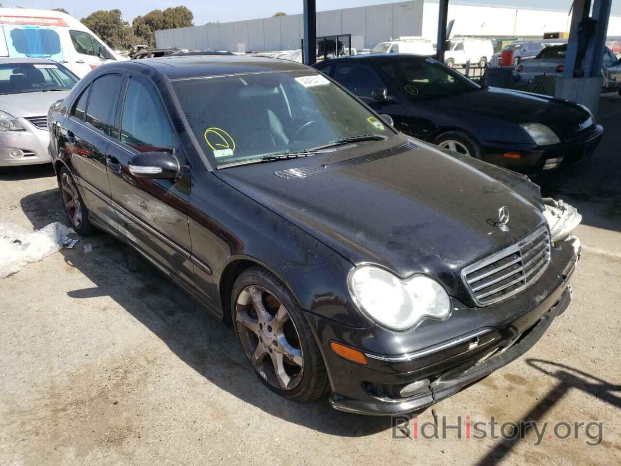 Photo WDBRF52H77F934572 - MERCEDES-BENZ C-CLASS 2007