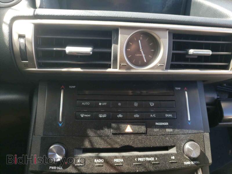 2014 Lexus IS (VIN JTHBF1D28E5034740) — photo 9 of 10