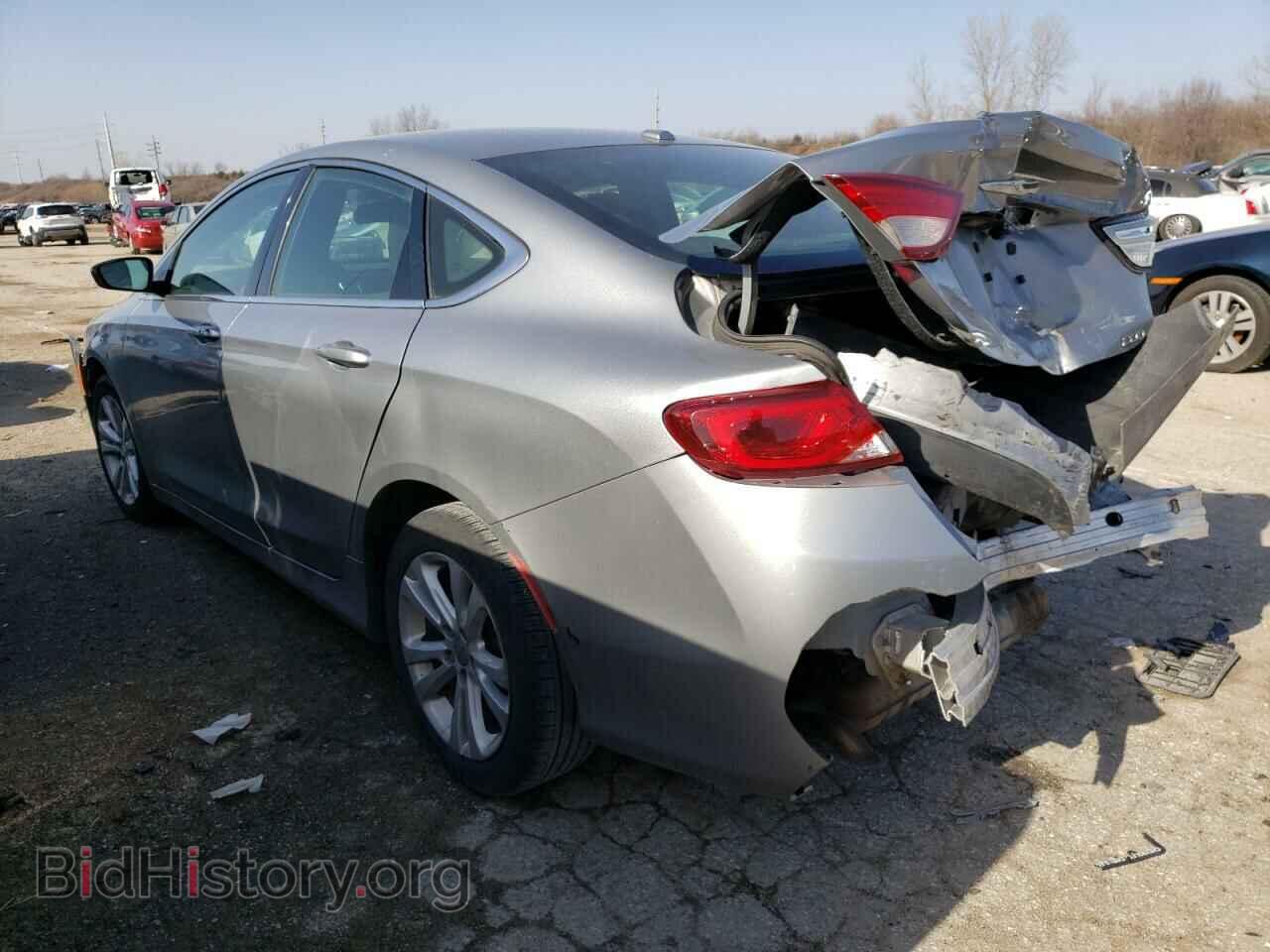 2015 CHRYSLER 200 - VIN: 1C3CCCAB1FN750738 - Фото 2