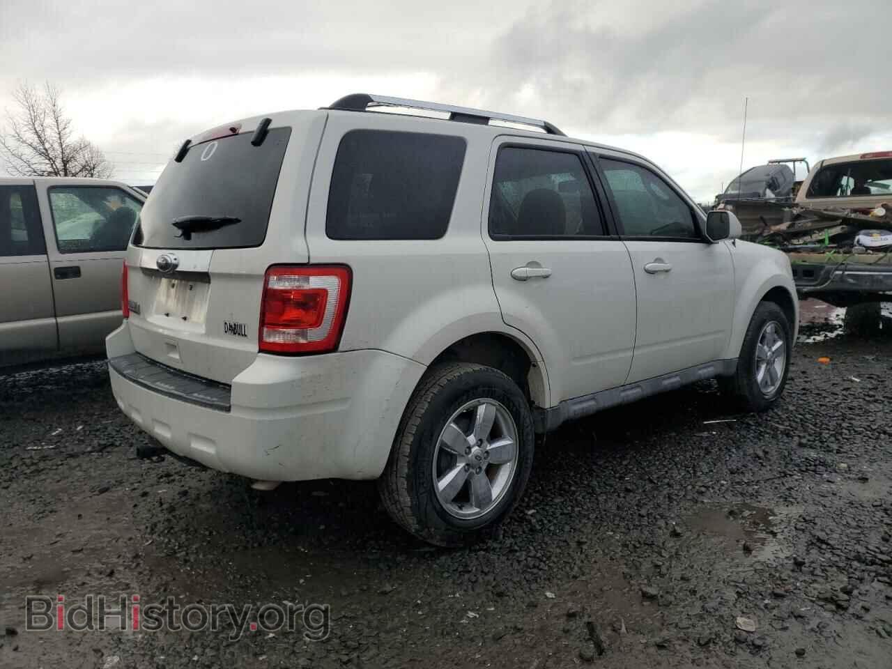 2011 FORD ESCAPE - VIN: 1FMCU0E79BKA50082 - Фото 3