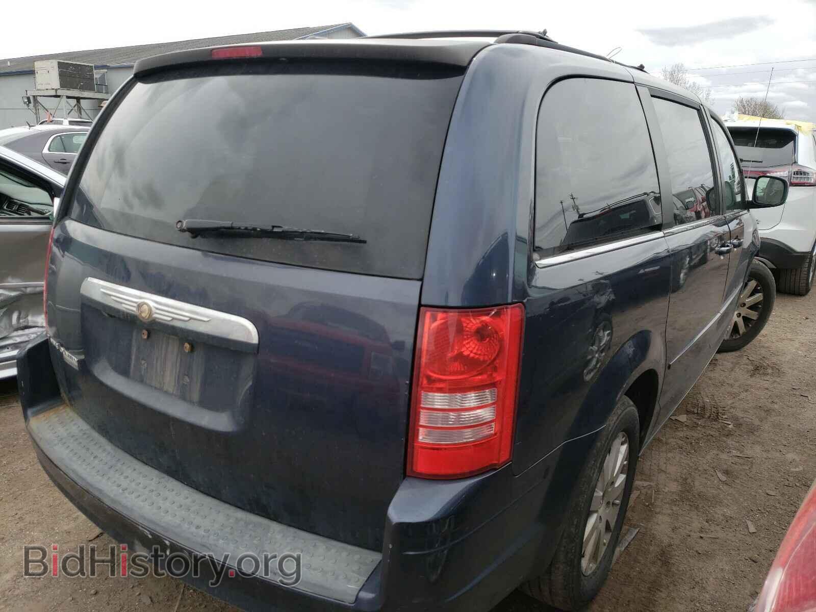 2008 CHRYSLER MINIVAN - VIN: 2A8HR54P38R842645 - Фото 4