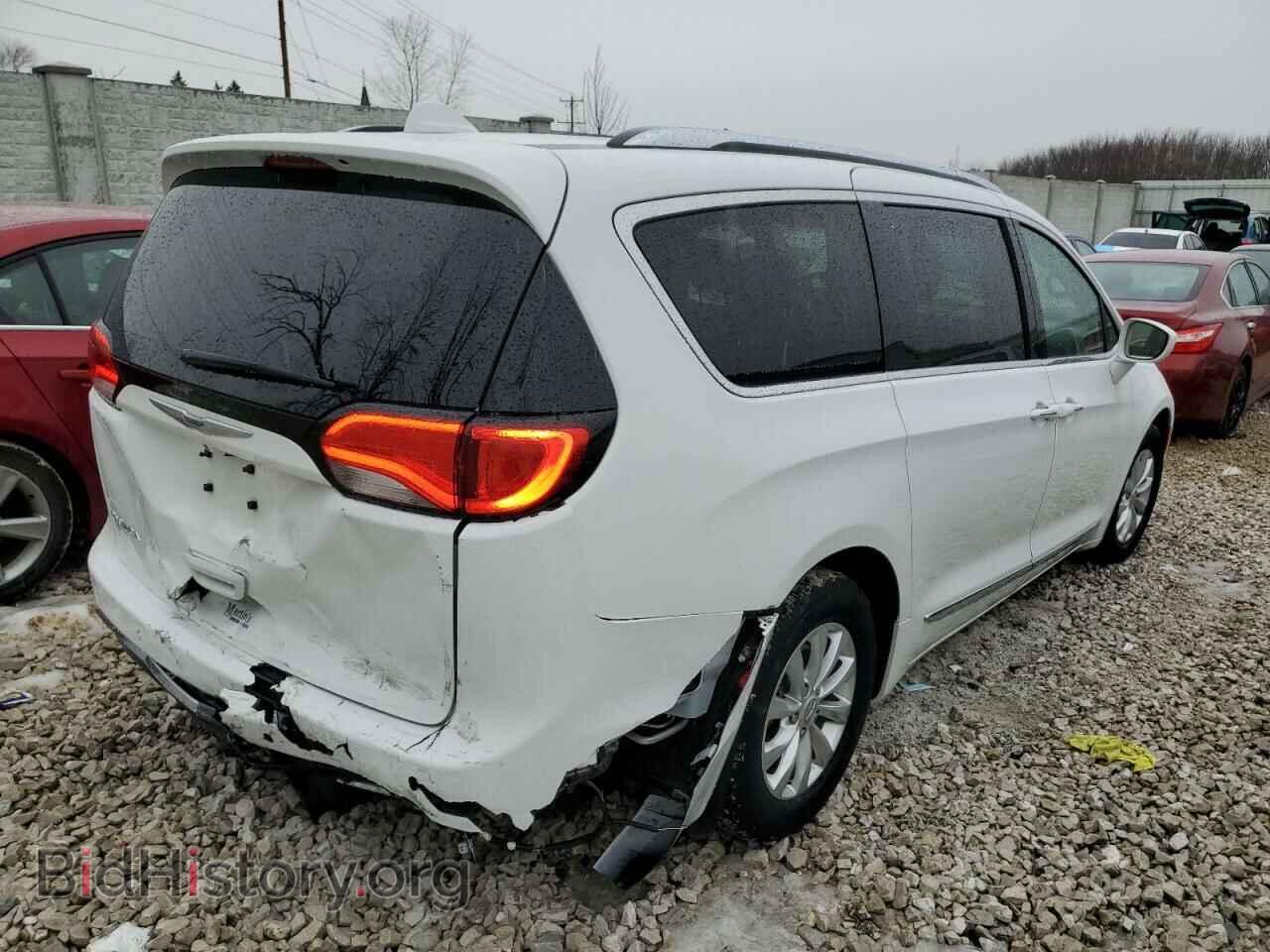2019 CHRYSLER PACIFICA - VIN: 2C4RC1BG0KR526698 - Фото 3