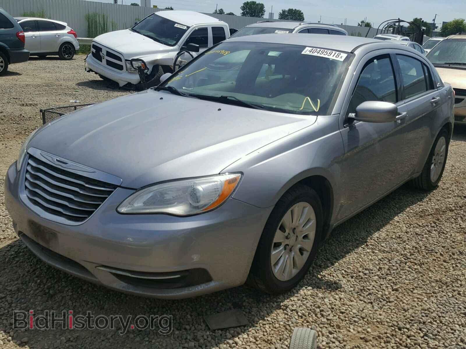 2013 CHRYSLER 200 - VIN: 1C3CCBAB1DN766123 - Photo 2