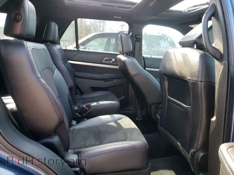 2019 Ford EXPLORER (VIN 1FM5K8D80KGA05753) — photo 6 of 10