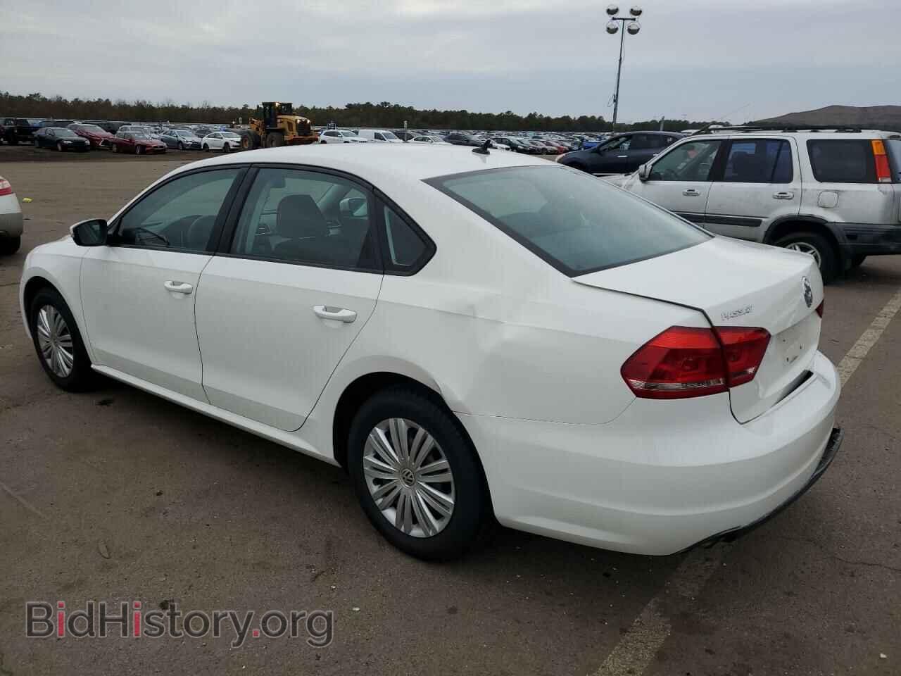 2015 VOLKSWAGEN PASSAT - VIN: 1VWAT7A31FC020078 - Фото 2