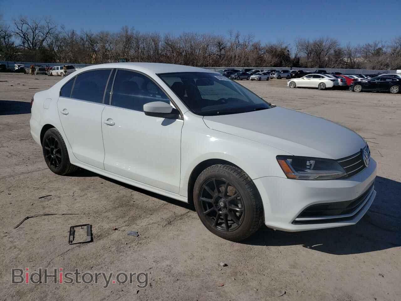 2017 VOLKSWAGEN JETTA - VIN: 3VW2B7AJ7HM364618 - Фото 4